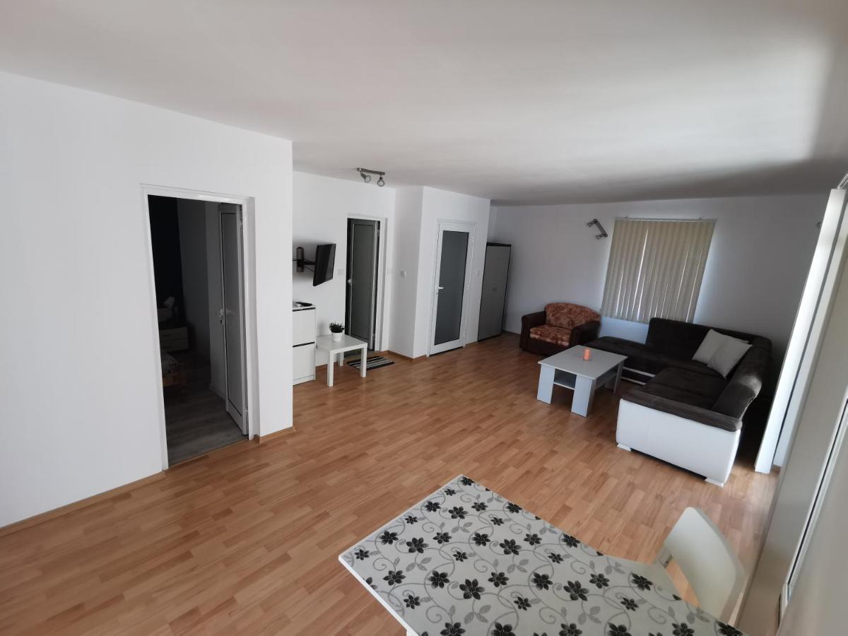 4Th Floor Apartment Burgas Luaran gambar